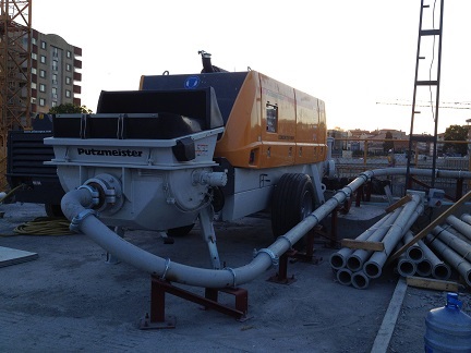 Şantiye kurulumlu sabit beton pompası ve hatları